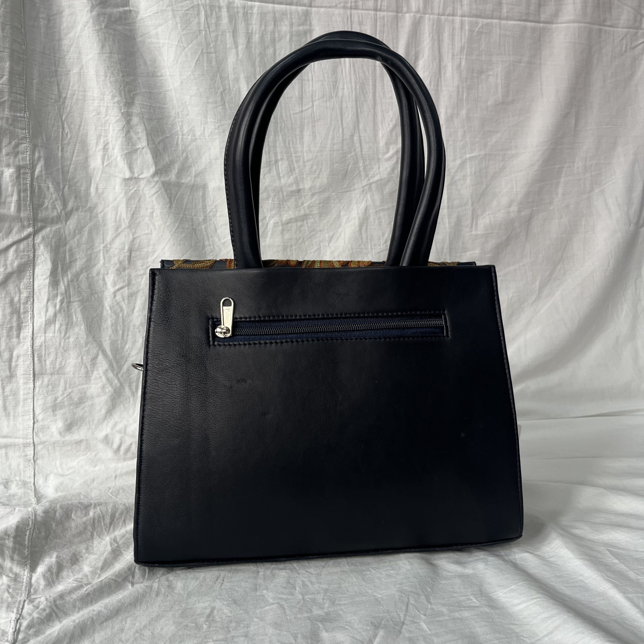 Rosette Heritage Leather Tote - Image 2