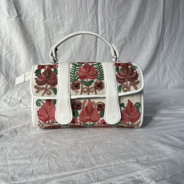 Zoon Dolki Slingbag White