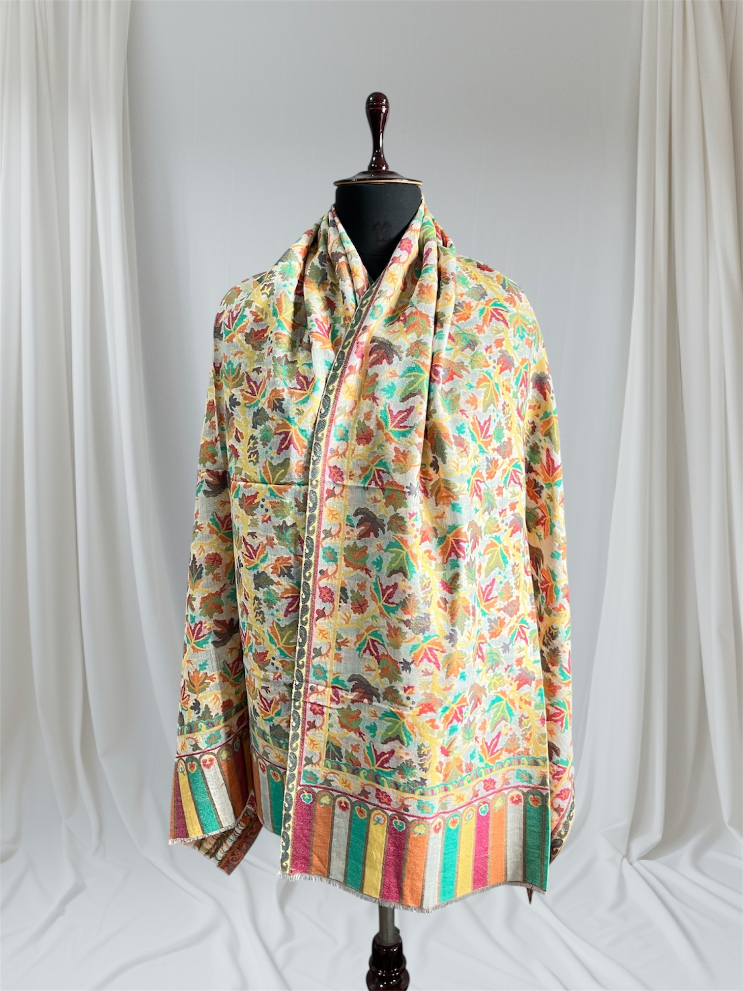 Fine Wool Kani Shawl White