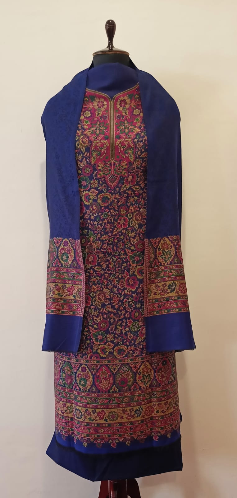 Woolen Suit Set unstitched with Palla Stole
