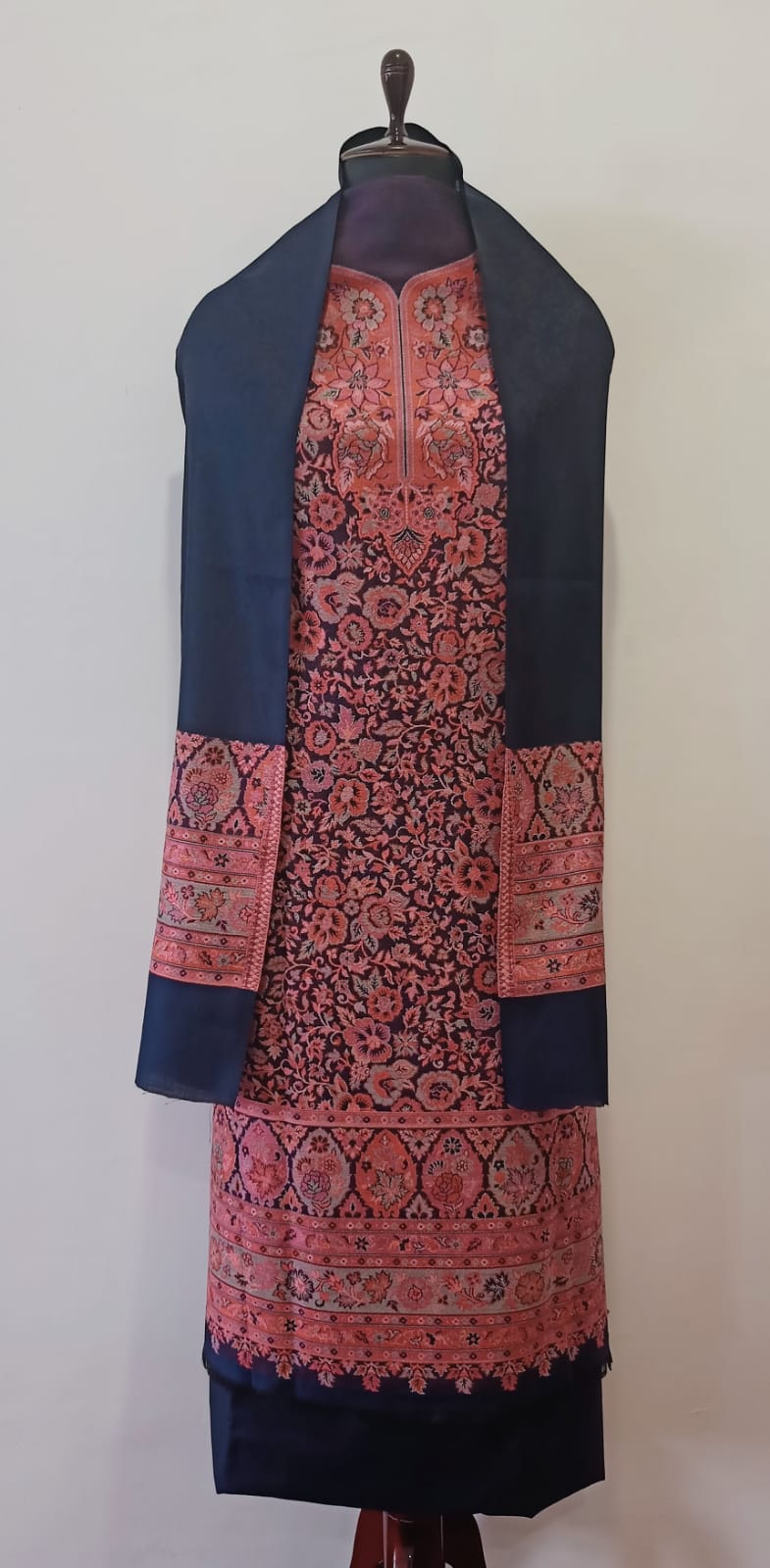 Woolen Suit Set unstitched with Palla Stole