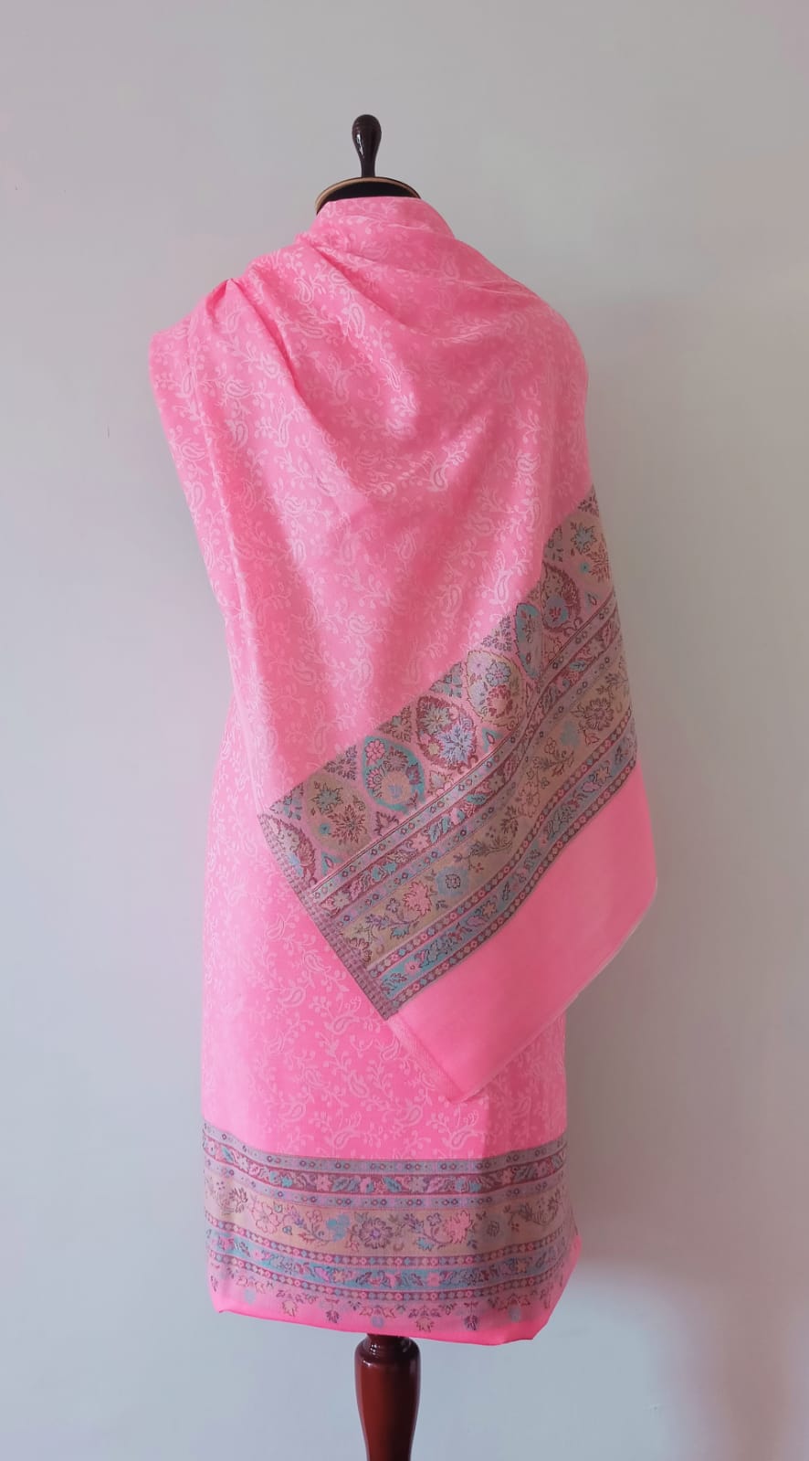 Woolen Suit Set unstitched with Palla Stole - Image 5