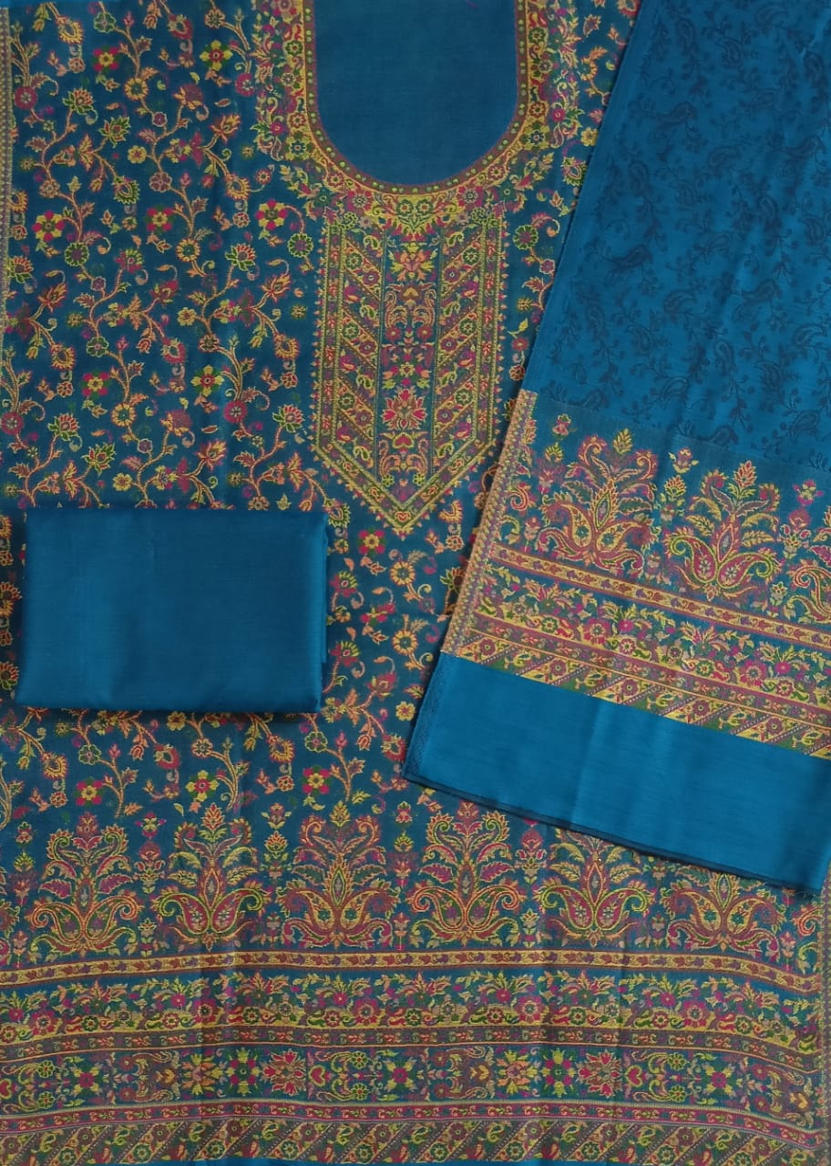 Woolen Suit Set unstitched with Palla Stole - Image 5