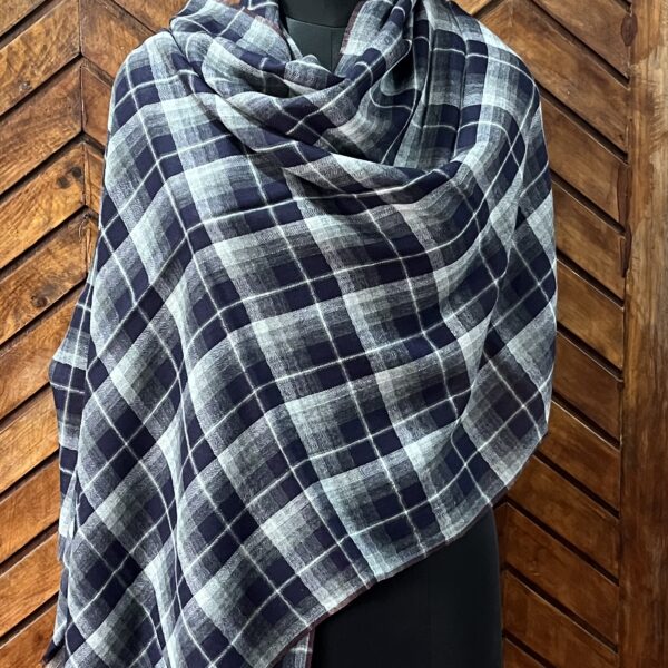 wool-check-stole-dark-blue-white