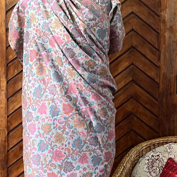 fine-wool-blend-shawl-light-grey