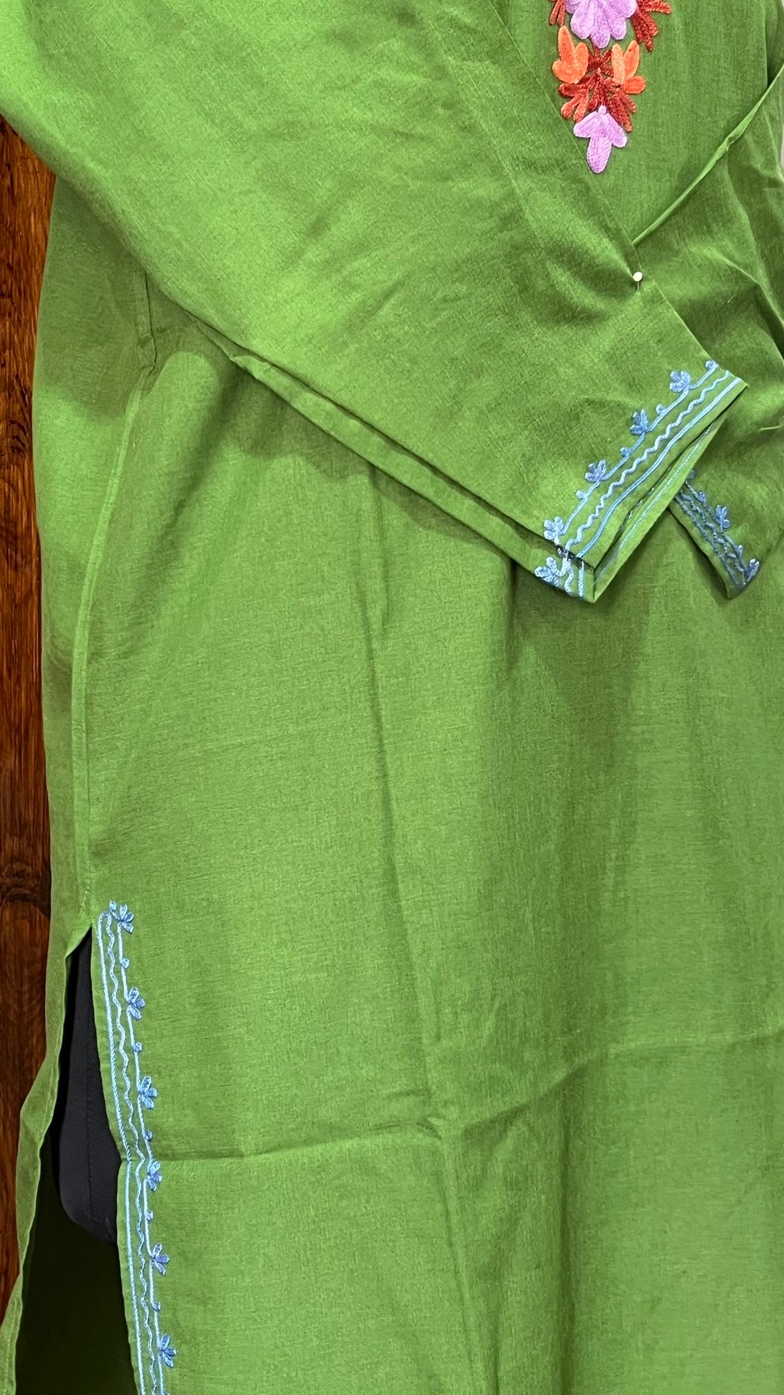 Green Cotton Kurta with Orange Aari Work Detail 2
